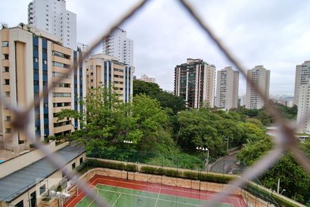 Apartamento à venda com 193m², 4 quartos e 4 vagasVista da Suíte 3