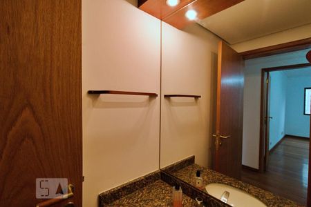 Apartamento à venda com 193m², 4 quartos e 4 vagasLavabo