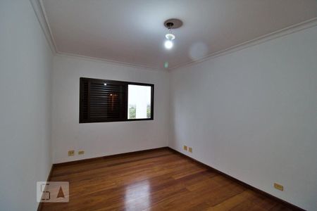 Apartamento à venda com 193m², 4 quartos e 4 vagasQuarto 4