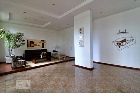 Apartamento à venda com 193m², 4 quartos e 4 vagasHall social