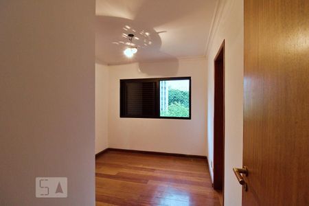 Apartamento à venda com 193m², 4 quartos e 4 vagasSuíte 3