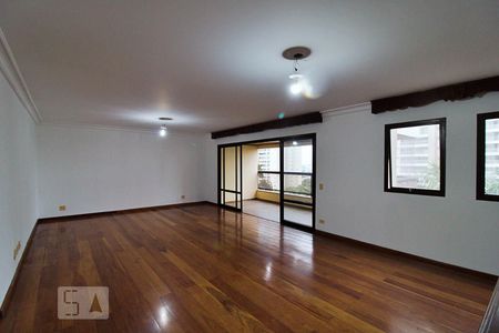 Apartamento à venda com 193m², 4 quartos e 4 vagasSala