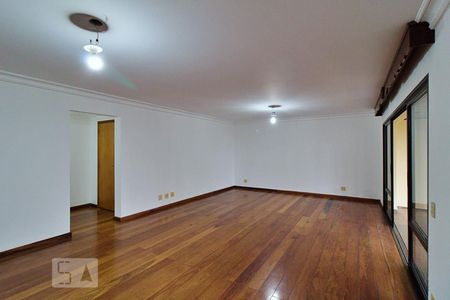Sala de apartamento à venda com 4 quartos, 193m² em Jardim Monte Kemel, São Paulo