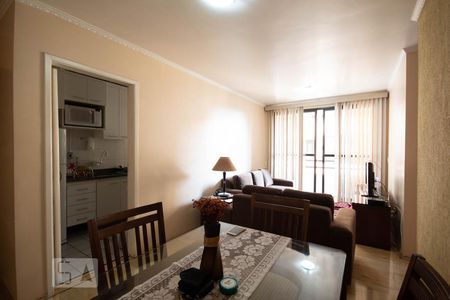 Sala de Apartamento com 2 quartos, 66m² Jaguaribe