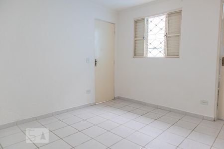 Sala/Quarto de casa para alugar com 1 quarto, 35m² em Vila Nova Mazzei, São Paulo