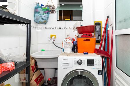 Casa de condomínio à venda com 100m², 3 quartos e 2 vagasÁrea de Serviço