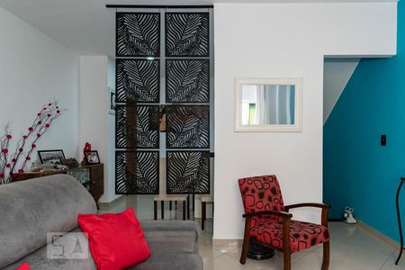 Sala de casa de condomínio à venda com 3 quartos, 100m² em Vila Antonieta, São Paulo