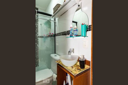 Casa de condomínio à venda com 100m², 3 quartos e 2 vagasBanheiro