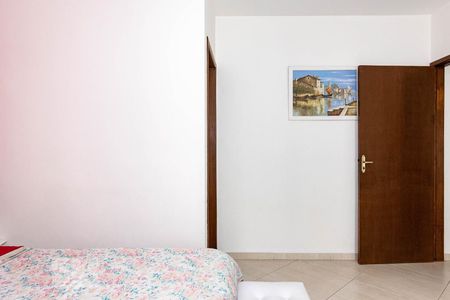 Casa de condomínio à venda com 100m², 3 quartos e 2 vagasQuarto1 - Suíte 