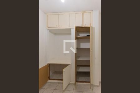 Quarto 1 - Armários de casa para alugar com 2 quartos, 125m² em Parque Via Norte, Campinas