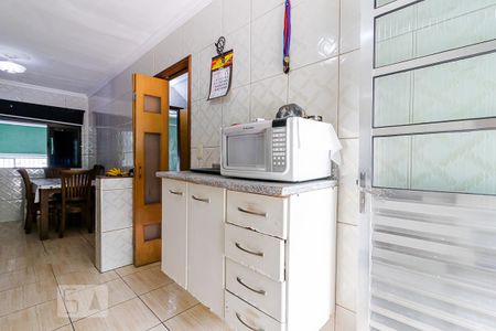 Casa à venda com 110m², 3 quartos e 2 vagas Casa à venda com 110m², 3 quartos e 2 vagasCozinha