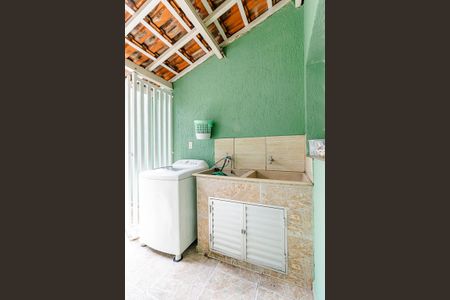 Casa à venda com 110m², 3 quartos e 2 vagas Casa à venda com 110m², 3 quartos e 2 vagasÁrea de Serviço