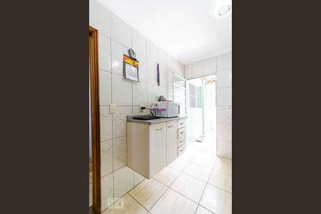 Casa à venda com 110m², 3 quartos e 2 vagas Casa à venda com 110m², 3 quartos e 2 vagasCozinha