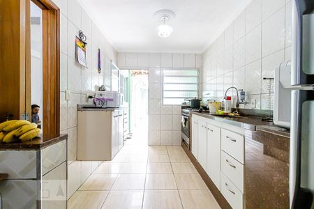 Casa à venda com 110m², 3 quartos e 2 vagas Casa à venda com 110m², 3 quartos e 2 vagasCozinha