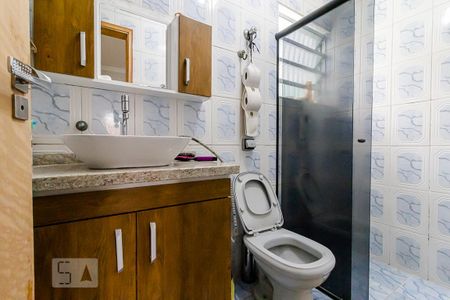 Casa à venda com 110m², 3 quartos e 2 vagas Casa à venda com 110m², 3 quartos e 2 vagasBanheiro
