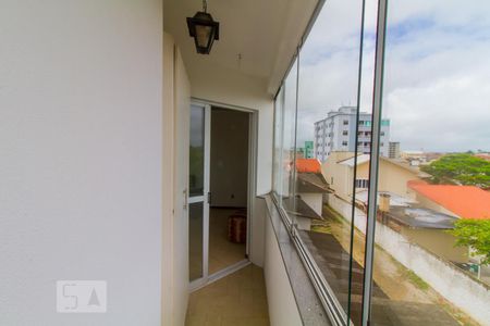 Sacada de apartamento para alugar com 2 quartos, 56m² em Barreiros, São José