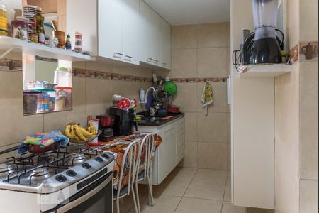 Apartamento à venda com 64m², 2 quartos e 1 vagaCozinha 