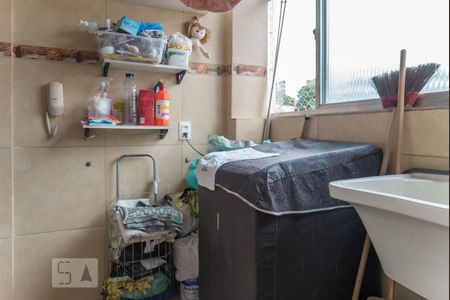 Apartamento à venda com 64m², 2 quartos e 1 vagaÁrea de Serviço