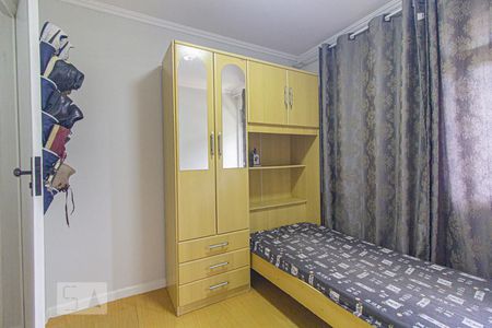 Quarto 1 de apartamento para alugar com 2 quartos, 49m² em Sítio Cercado, Curitiba