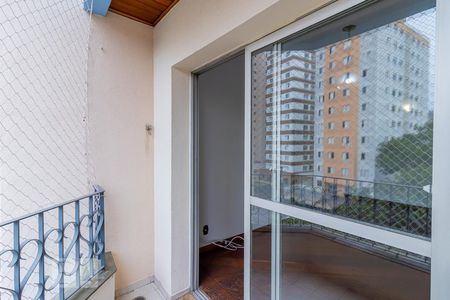 Sacada  de apartamento para alugar com 2 quartos, 65m² em Vila Gumercindo, São Paulo