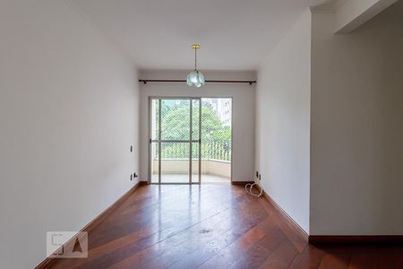 Sala  de apartamento para alugar com 2 quartos, 65m² em Vila Gumercindo, São Paulo