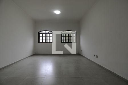 Sala de casa para alugar com 3 quartos, 400m² em Jardim Armenia, Mogi das Cruzes