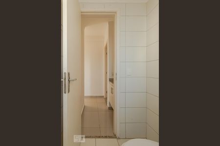 Apartamento à venda com 51m², 2 quartos e 1 vaga Apartamento à venda com 51m², 2 quartos e 1 vagaBanheiro