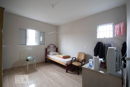 Casa à venda com 200m², 3 quartos e 2 vagas Casa à venda com 200m², 3 quartos e 2 vagasSuíte 2