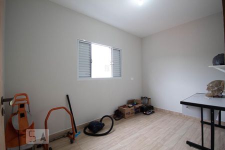 Casa à venda com 200m², 3 quartos e 2 vagas Casa à venda com 200m², 3 quartos e 2 vagasQuarto 3