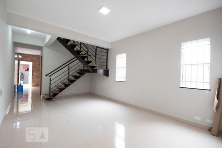 Sala de casa à venda com 3 quartos, 200m² em Padroeira, Osasco