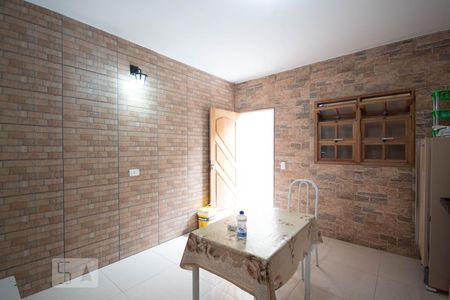 Casa à venda com 200m², 3 quartos e 2 vagas Casa à venda com 200m², 3 quartos e 2 vagasCozinha