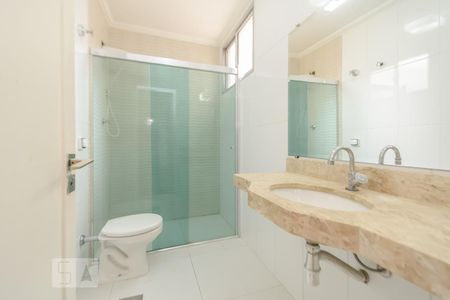 Apartamento à venda com 80m², 2 quartos e sem vagaBanheiro