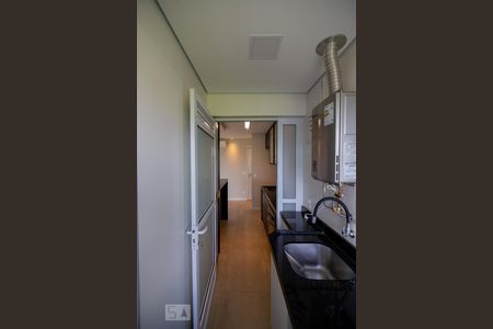 Apartamento à venda com 74m², 2 quartos e 1 vaga Apartamento à venda com 74m², 2 quartos e 1 vagaCozinha / Lavanderia