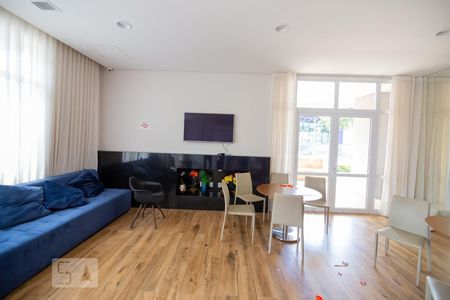 Apartamento à venda com 74m², 2 quartos e 1 vaga Apartamento à venda com 74m², 2 quartos e 1 vagaÁrea comum - Salão de festas