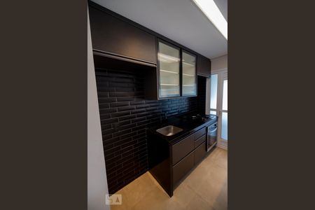 Apartamento à venda com 74m², 2 quartos e 1 vaga Apartamento à venda com 74m², 2 quartos e 1 vagaCozinha / Lavanderia