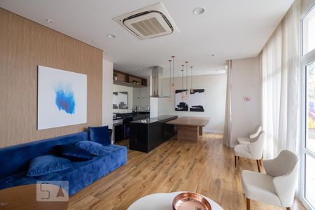 Apartamento à venda com 74m², 2 quartos e 1 vaga Apartamento à venda com 74m², 2 quartos e 1 vagaÁrea comum - Salão de festas