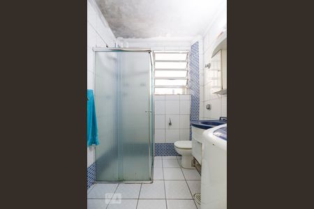 Apartamento à venda com 77m², 2 quartos e sem vagaBanheiro