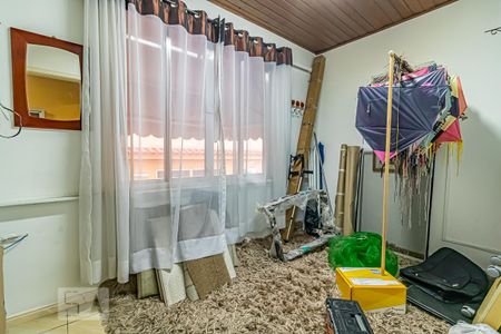 Casa à venda com 968m², 2 quartos e 1 vaga Casa à venda com 968m², 2 quartos e 1 vagaQuarto de Serviço