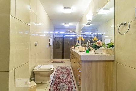 Casa à venda com 968m², 2 quartos e 1 vaga Casa à venda com 968m², 2 quartos e 1 vagaBanheiro Social
