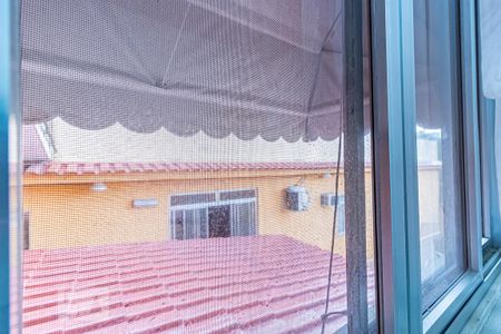 Casa à venda com 968m², 2 quartos e 1 vaga Casa à venda com 968m², 2 quartos e 1 vagaVista do Quarto de Serviço