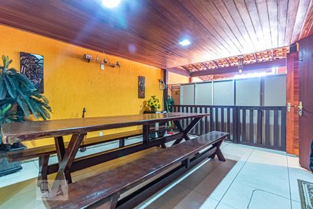 Casa à venda com 968m², 2 quartos e 1 vaga Casa à venda com 968m², 2 quartos e 1 vagaCopa