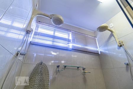 Casa à venda com 968m², 2 quartos e 1 vaga Casa à venda com 968m², 2 quartos e 1 vagaBanheiro Social