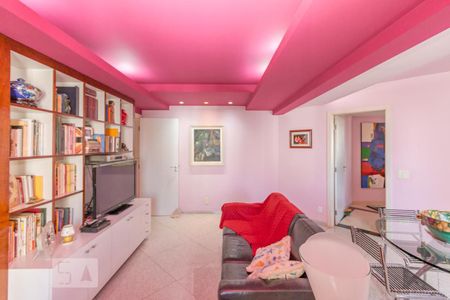 Apartamento à venda com 276m², 3 quartos e 4 vagasSala de TV