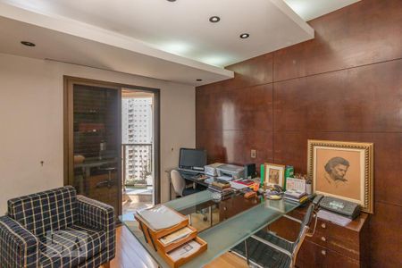 Apartamento à venda com 276m², 3 quartos e 4 vagasSuíte 3