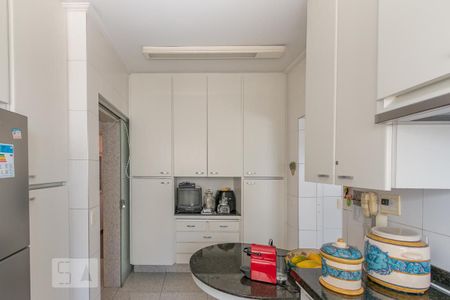 Apartamento à venda com 276m², 3 quartos e 4 vagasCozinha