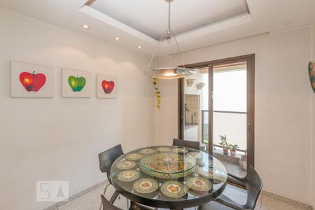 Apartamento à venda com 276m², 3 quartos e 4 vagasCopa