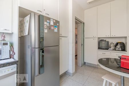 Apartamento à venda com 276m², 3 quartos e 4 vagasCozinha