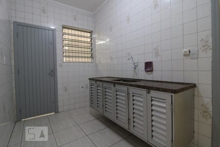 Casa à venda com 250m², 4 quartos e 4 vagasCozinha