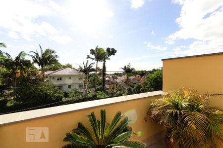 Casa à venda com 228m², 3 quartos e 4 vagas Casa à venda com 228m², 3 quartos e 4 vagasVista da varanda