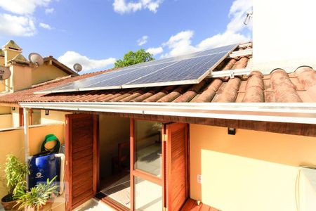 Casa à venda com 228m², 3 quartos e 4 vagas Casa à venda com 228m², 3 quartos e 4 vagasVaranda